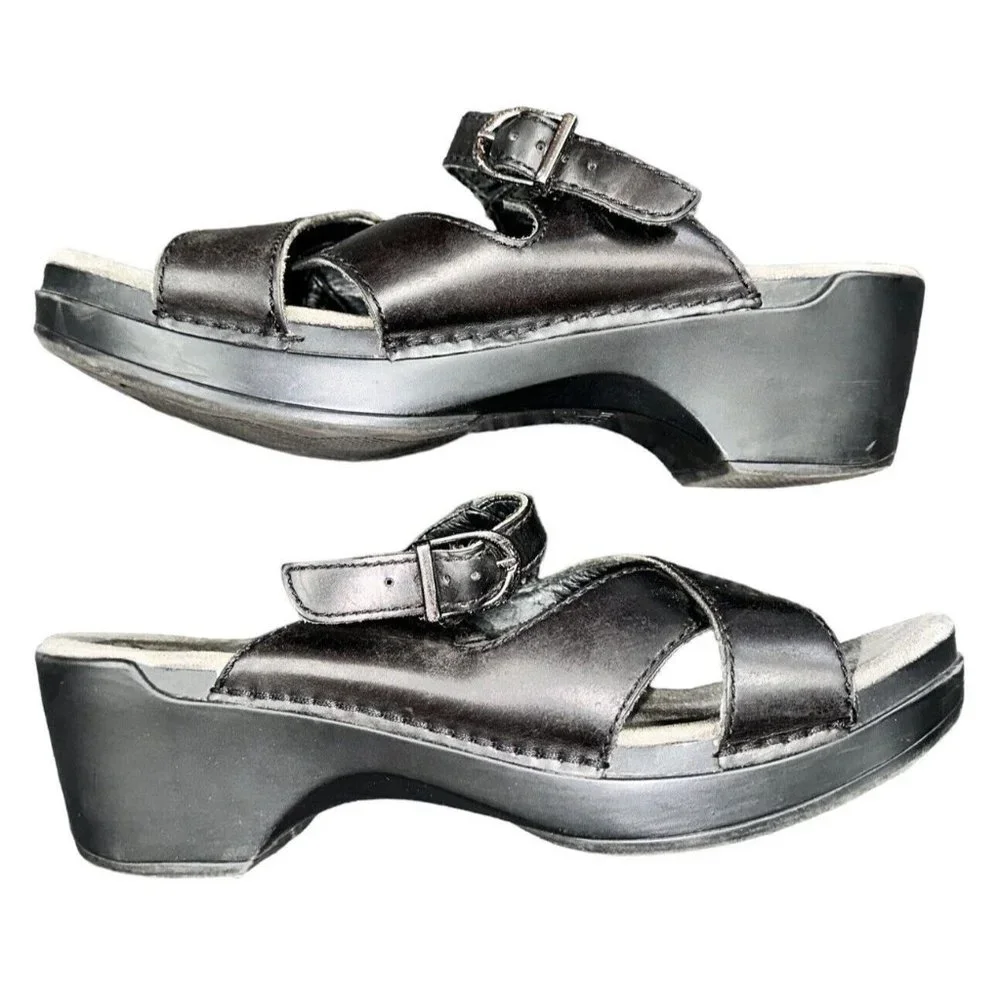 Dansko Sandals Womens 38 Sela Cross Strap Slip On Wedge Slide Black Leather - Picture 6 of 7